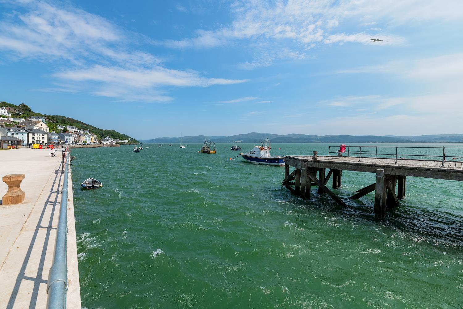 Ground Floor Sea View Apartment Aberdyfi ภายนอก รูปภาพ
